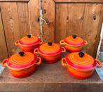 Cocotte pannen oranje rood mini SET VAN VIJF STUKS, Ophalen of Verzenden, Zo goed als nieuw, Overige materialen, Koekenpan of Braadpan