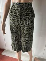 Essentiel Antwerp short Tustavo, Maat 38/40 (M), Nieuw, Ophalen of Verzenden, Groen