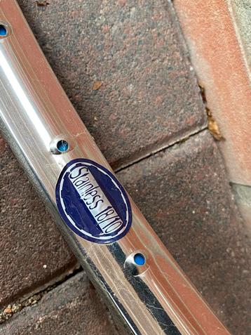 RVS 28 inch velg gratis beschikbaar voor biedingen