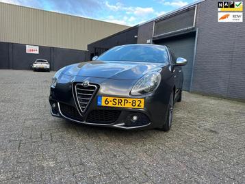 Alfa Romeo Giulietta 1.4 T Distinctive Aut. Clima Cruise Nav beschikbaar voor biedingen