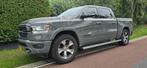 Dodge Ram 1500 Laramie 2018 (model 2019) - Geen BTW en BPM, Auto's, Automaat, Zwart, 5654 cc, 2626 kg
