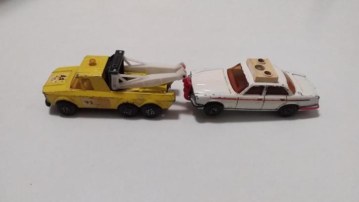Matchbox Pick-Up Truck K 6/11  en  Jaguar XJ 12  Super Kings, Hobby en Vrije tijd, Modelauto's | Overige schalen, Gebruikt, Auto
