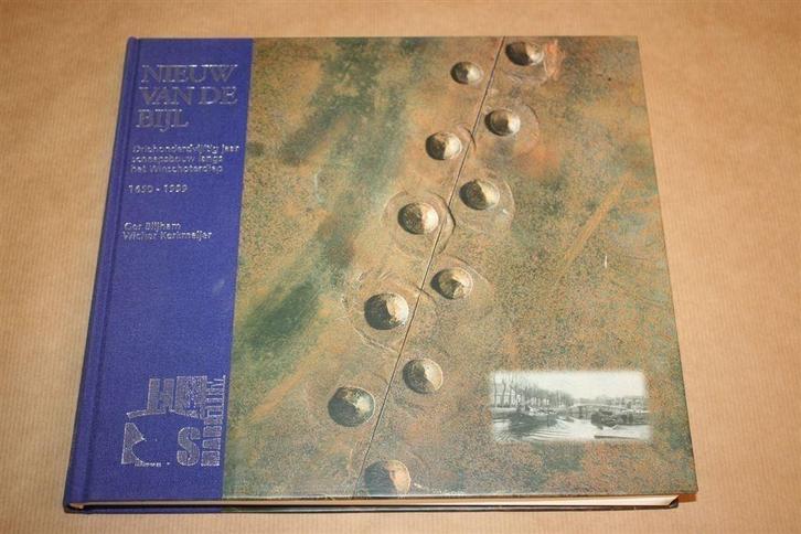 Nieuw van de bijl - 350 jr. scheepsbouw langs Winschoterdiep, Boeken, Geschiedenis | Stad en Regio, Zo goed als nieuw, Ophalen of Verzenden