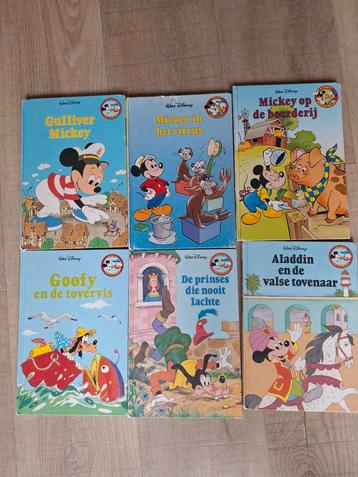 Walt Disney boek van Mickey mouse beschikbaar voor biedingen