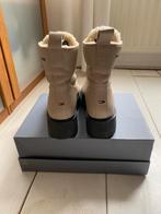 Tommy Hilfiger Zipper Boots - Maat 38 - Zo goed als nieuw, Kleding | Dames, Schoenen, Ophalen, Zo goed als nieuw, Beige, Lage of Enkellaarzen
