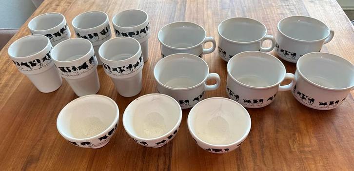 Servies met Koeienprint - 15 Delig, Huis en Inrichting, Keuken | Servies, Gebruikt, Compleet servies, Overige stijlen, Keramiek