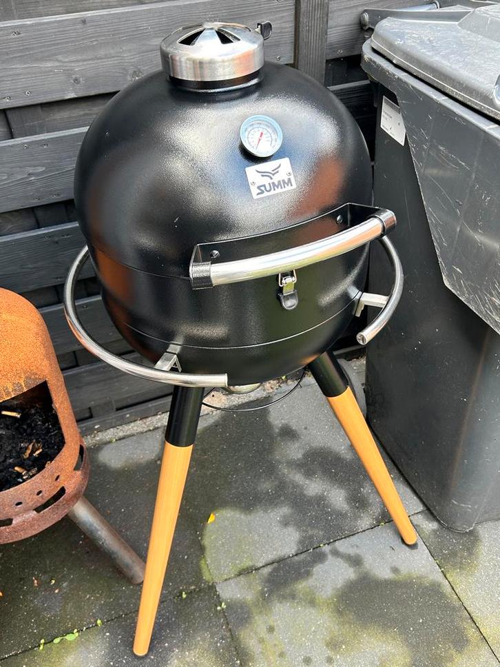 Summ Egg Barbeque, Tuin en Terras, Houtskoolbarbecues, Zo goed als nieuw, Ophalen