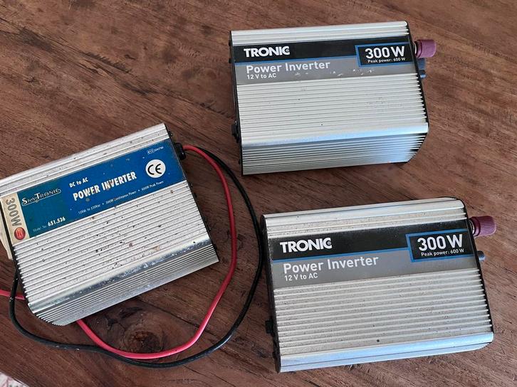 3x SkyTronic Omvormer 12V-230V met USB, Watersport en Boten, Accessoires en Onderhoud, Gebruikt, Motor en Techniek, Ophalen of Verzenden