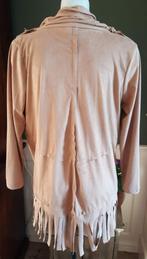 Mooie suede look wikkel cape ibiza S 36 | Gratis Verzenden !, Verzenden, Zo goed als nieuw, Maat 36 (S), Beige