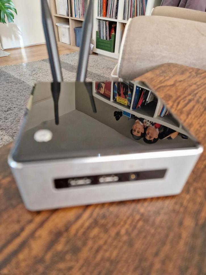 Intel miniPC i5 Intel NUC 8Gb, 128Gb SSD NUC5I5MYHE, Computers en Software, Barebones, Zo goed als nieuw, Ophalen of Verzenden