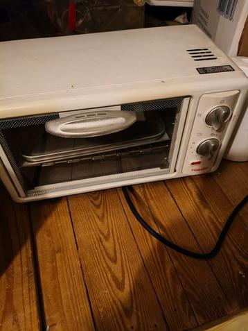 Camping oven en waterkoker beschikbaar voor biedingen