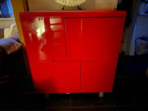Rode hoogglans Design wand kast. Modern, Huis en Inrichting, Kasten | Overige, Gebruikt, Ophalen