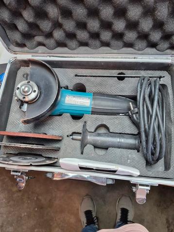 Makita Slijptol GA5030 + accessoires beschikbaar voor biedingen