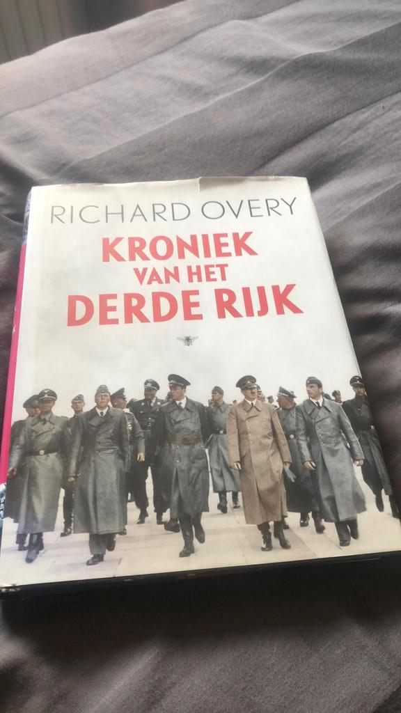 Richard Overy - Kroniek van het Derde Rijk, Boeken, Overige Boeken, Zo goed als nieuw, Ophalen of Verzenden