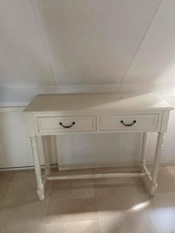 Witte Sidetable - Zo Goed Als Nieuw! beschikbaar voor biedingen