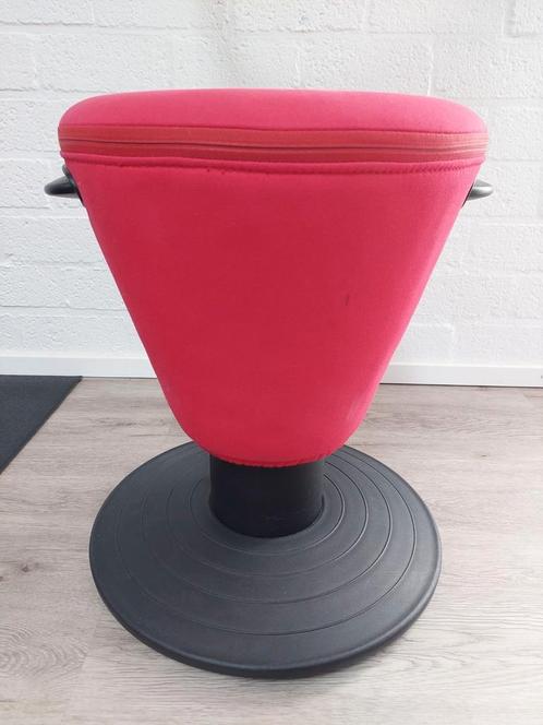 egil ikea bureau kruk/ hocker, Huis en Inrichting, Bureaustoelen, Gebruikt, Bureaukruk, Rood, Ophalen