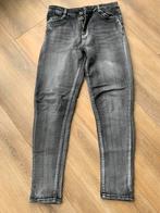 Te Koop: grijze dames spijkerbroek, maat S, NewPlay Jeans, Kleding | Dames, Ophalen of Verzenden, Zo goed als nieuw, Maat 36 (S)
