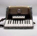 Accordeon Weltmeister 40 bas., Gebruikt, Info@akkordeonmanufakrur.de, Weltmeister Akkordeon Manufaktur GmbH, 08248 Klingenthal Markneukirchener Str. 44