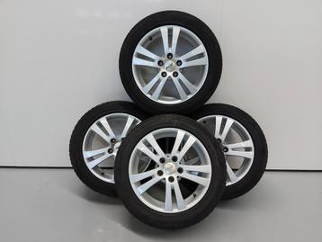 Set 21: Velgen + Banden Mercedes-Benz,  A-klasse en B-klasse beschikbaar voor biedingen