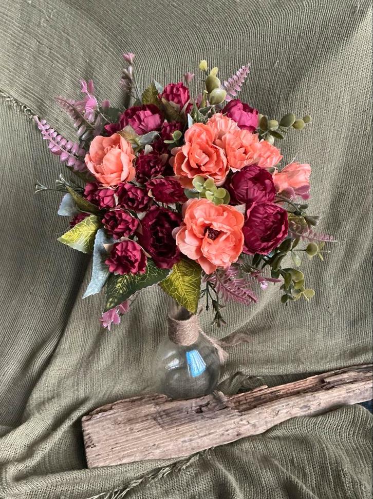 Prachtige Burgundy Boeket, Huis en Inrichting, Woonaccessoires | Droogbloemen, Nieuw, Ophalen of Verzenden