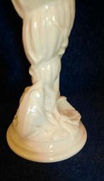 Royal worcester,beender porselein,wit,vaas.27 cm, Ophalen of Verzenden, Zo goed als nieuw, Dier