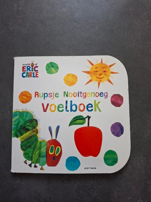 Eric Carle - Rupsje Nooitgenoeg voelboek, Boeken, Kinderboeken | Baby's en Peuters, Zo goed als nieuw, Ophalen of Verzenden