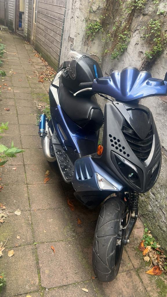 Peugeot Speedfight 2 - Gereviseerd Blok, Fietsen en Brommers, Scooters | Peugeot, Zo goed als nieuw, Speedfight, Maximaal 25 km/u