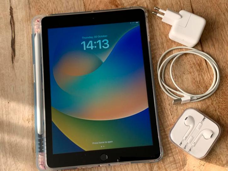 Apple iPad 9.7 (5th Generatie 2017), Computers en Software, Apple iPads, Zo goed als nieuw, Apple iPad, Wi-Fi, 10 inch, 32 GB