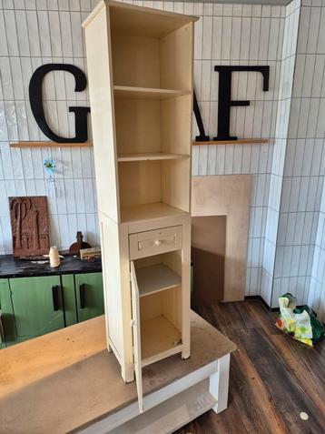 Vitrinekast - Beige - 160 cm hoog
