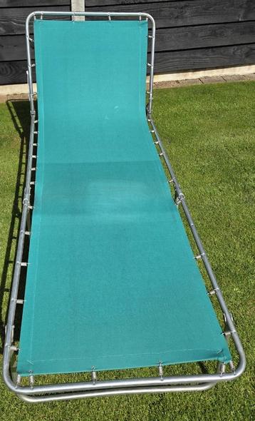 Veldbed ligbed stretcher campingbed strandbed beschikbaar voor biedingen