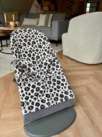 Wipstoel BabyBjorn inclusief Meyco luipaard hoes., Kinderen en Baby's, Wipstoeltjes, Ophalen, Zo goed als nieuw