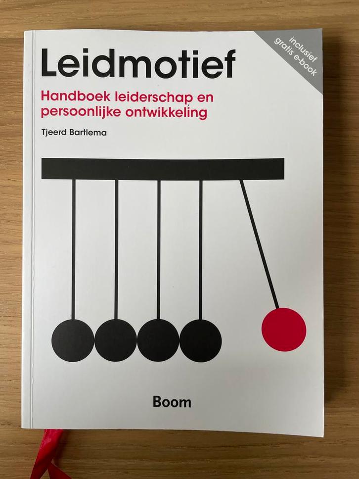 Leidmotief - Handboek Leiderschap en Persoonlijke Ontwikkeli, Boeken, Advies, Hulp en Training, Nieuw, Ophalen of Verzenden