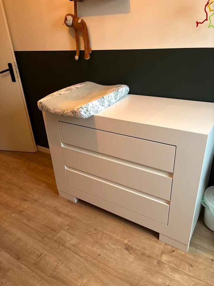 Babybed en Commode - Complete Set, Kinderen en Baby's, Kinderkamer | Commodes en Kasten, Zo goed als nieuw, Commode, 90 tot 105 cm