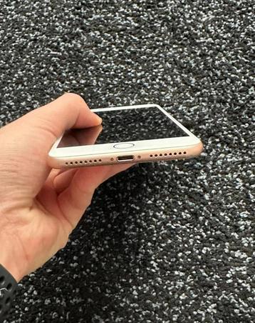 iPhone 8 Plus - Rose Gold - 64GB beschikbaar voor biedingen