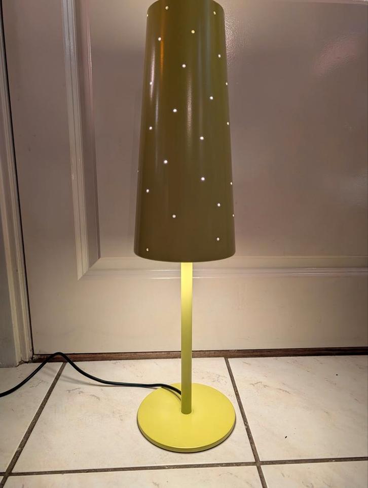 Ikea tallvik Anne Nilsson jaren 90 limoen groen, Huis en Inrichting, Lampen | Tafellampen, Gebruikt, Metaal, Ophalen of Verzenden