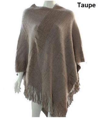 Poncho's diverse kleuren of visgraatmotief beschikbaar voor biedingen