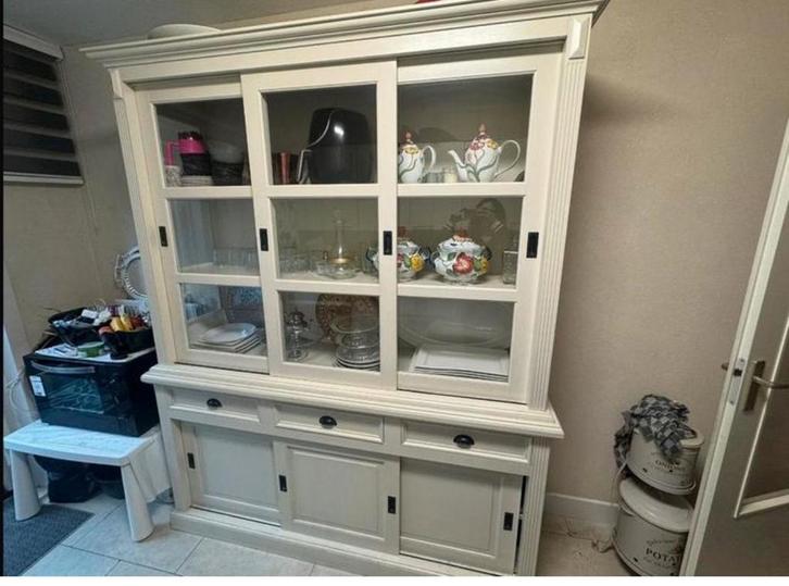 Mooie vitrine kast te koop!, Huis en Inrichting, Kasten | Buffetkasten, Zo goed als nieuw, 200 cm of meer, 50 tot 100 cm, 25 tot 50 cm