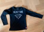 Stoere zwarte longsleve met print van Retour maat 10/140, Gebruikt, Meisje, Ophalen of Verzenden, Shirt of Longsleeve