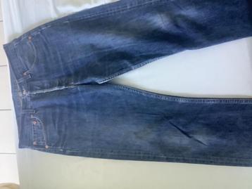 Levi’s spijkerbroek  beschikbaar voor biedingen