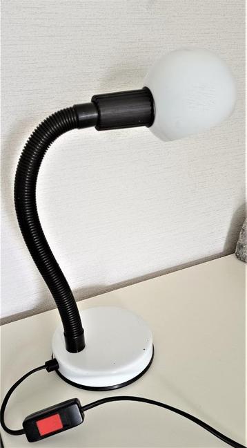 Italiaanse modernistische Space Age tafellamp - jaren 70  beschikbaar voor biedingen