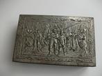 Zwart kunststof doosje met metalen deksel nachtwacht, Ophalen of Verzenden, Gebruikt, Tabaksdoos of Verpakking