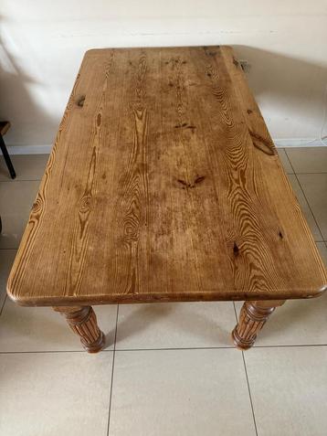 Massief houten eettafel, spoorbiels beschikbaar voor biedingen
