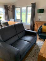 Nieuwe bank van bankstel 2 zits microleder leer Blauw-Grijs, Huis en Inrichting, Ophalen of Verzenden, Zo goed als nieuw, Leer