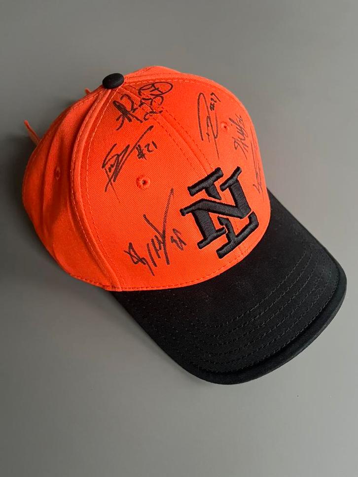 Cap en boekje Honkbalgoud, beiden gesigneerd, Sport en Fitness, Honkbal en Softbal, Zo goed als nieuw, Overige typen, Honkbal