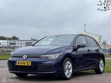 Volkswagen Golf 1.5 eTSI Style acc apple carplay digitale da beschikbaar voor biedingen