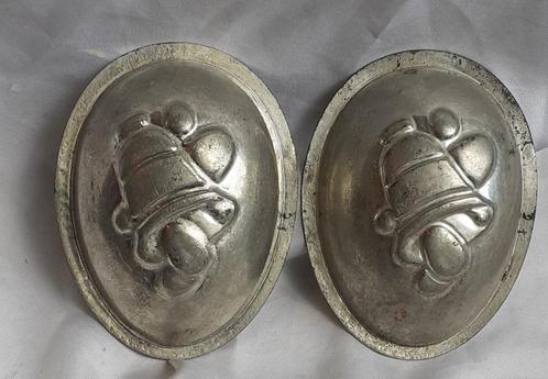 Oude DUBBELE chocoladevormen: PAASKLOKKEN, Antiek en Kunst, Curiosa en Brocante, Ophalen of Verzenden