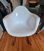 Leuke schommelstoel wit, Ophalen, Zo goed als nieuw, Stoel(en)