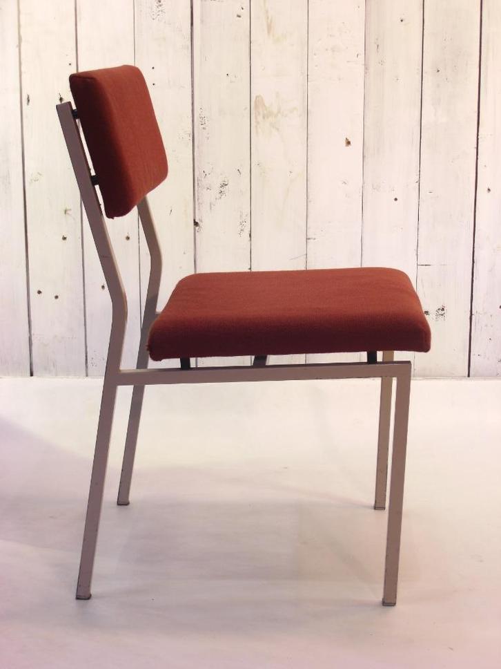 Martin Visser stoel voor het Spectrum, Huis en Inrichting, Stoelen, Gebruikt, Eén, Metaal, Stof, Overige materialen, Rood, Ophalen
