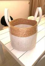 Vilten met jute mand 30 cm hoog, Huis en Inrichting, Woonaccessoires | Schalen en Manden, Mand, Verzenden, Rond, Zo goed als nieuw