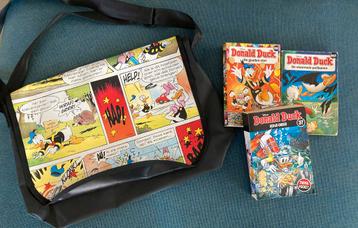 Drie Donald Duck pockets en een Donald Duck Tas beschikbaar voor biedingen